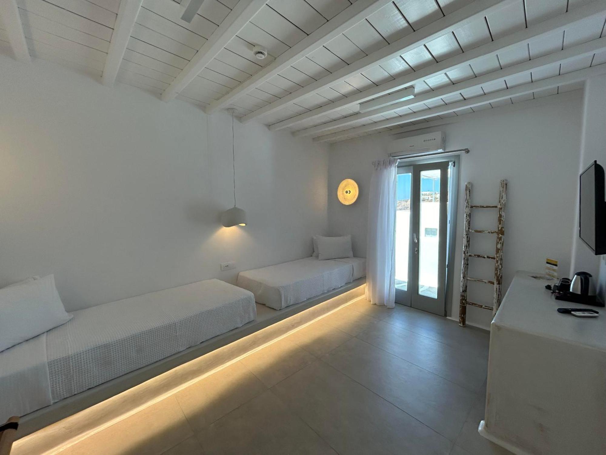 Paolas Sunset Agios Stefanos  Ngoại thất bức ảnh