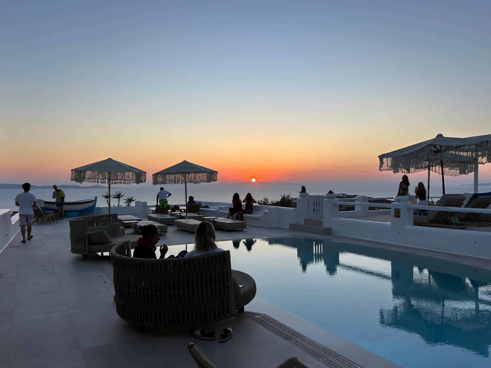 Paolas Sunset Agios Stefanos  Ngoại thất bức ảnh